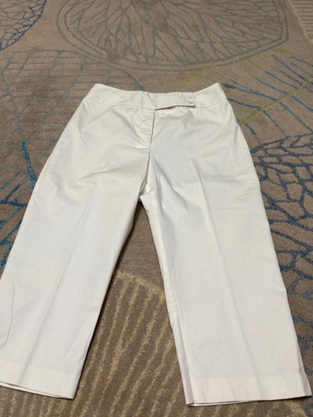 Vintage Ann Taylor White Cropped Pants